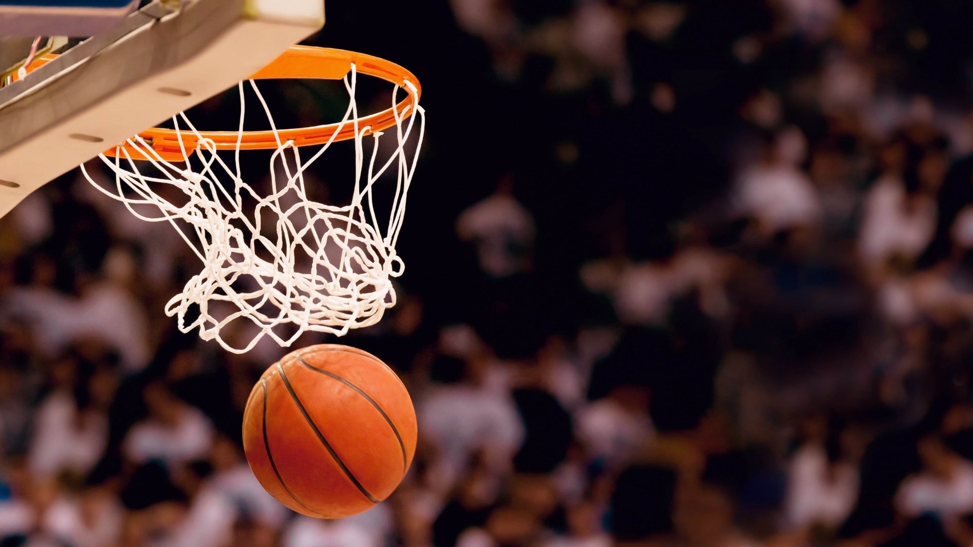 开云体育平台-战术奏效！皇马双翼齐飞，维尼修斯撕裂防线，尤文图斯整场无力还手，皇马双翼齐飞，维尼修斯撕裂防线，尤文图斯整场无力还手
